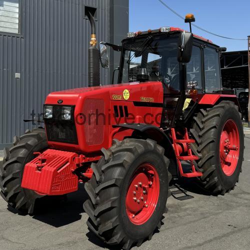 Belarus 1221.3 specs and reviews 