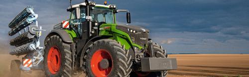 Fendt 1000 Vario S4 specs and reviews