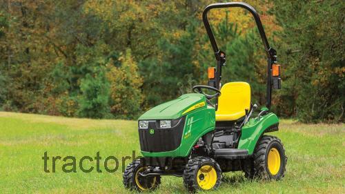 John Deere 1023E specs and reviews