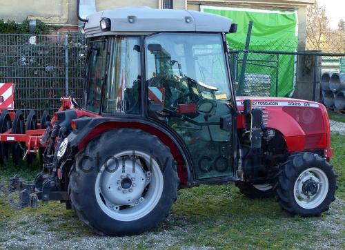 Massey Ferguson 3325 specs and reviews
