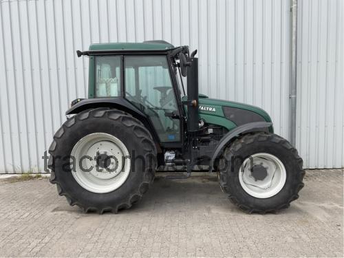 Valtra A93 specs and reviews 